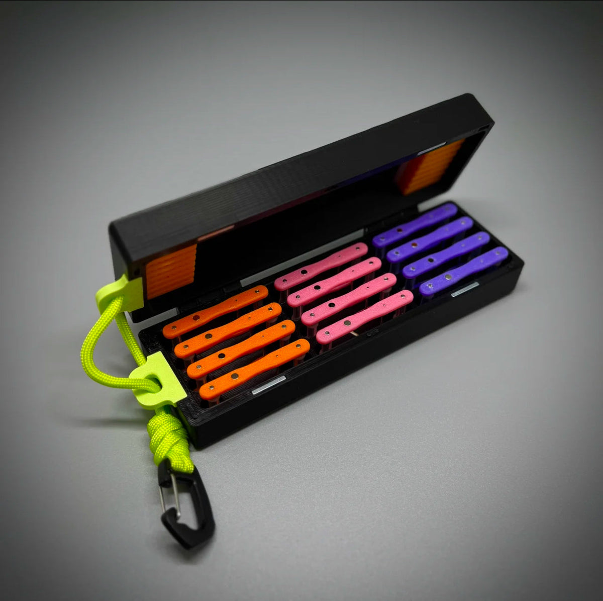 Micro Fishing Rig & Bobber Box – Holds 12 Rigs + Float Storage