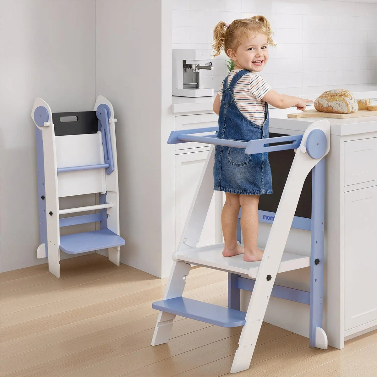 Momfann Foldable Toddler Tower with Chalkboard