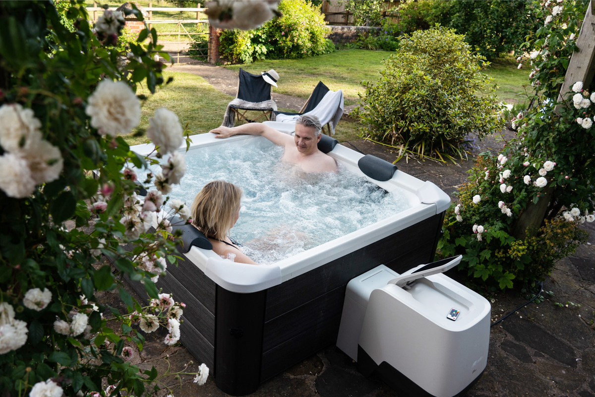 MSPA Oslo Rigid Hot Tub & Spa — Seats up to 6
