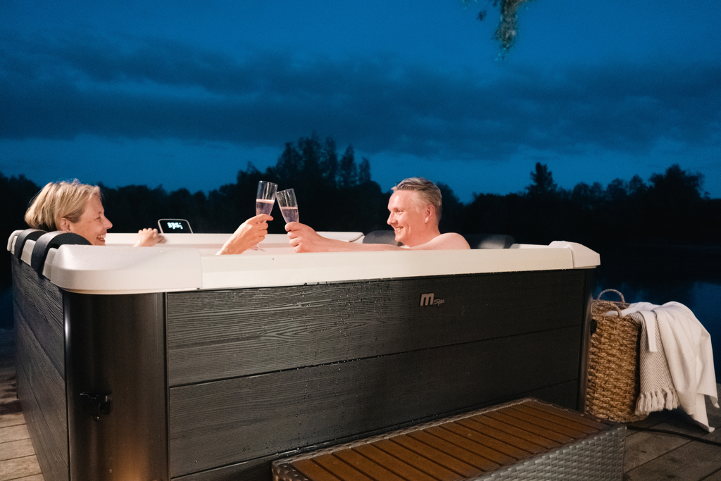 MSPA Oslo Rigid Hot Tub & Spa — Seats up to 6
