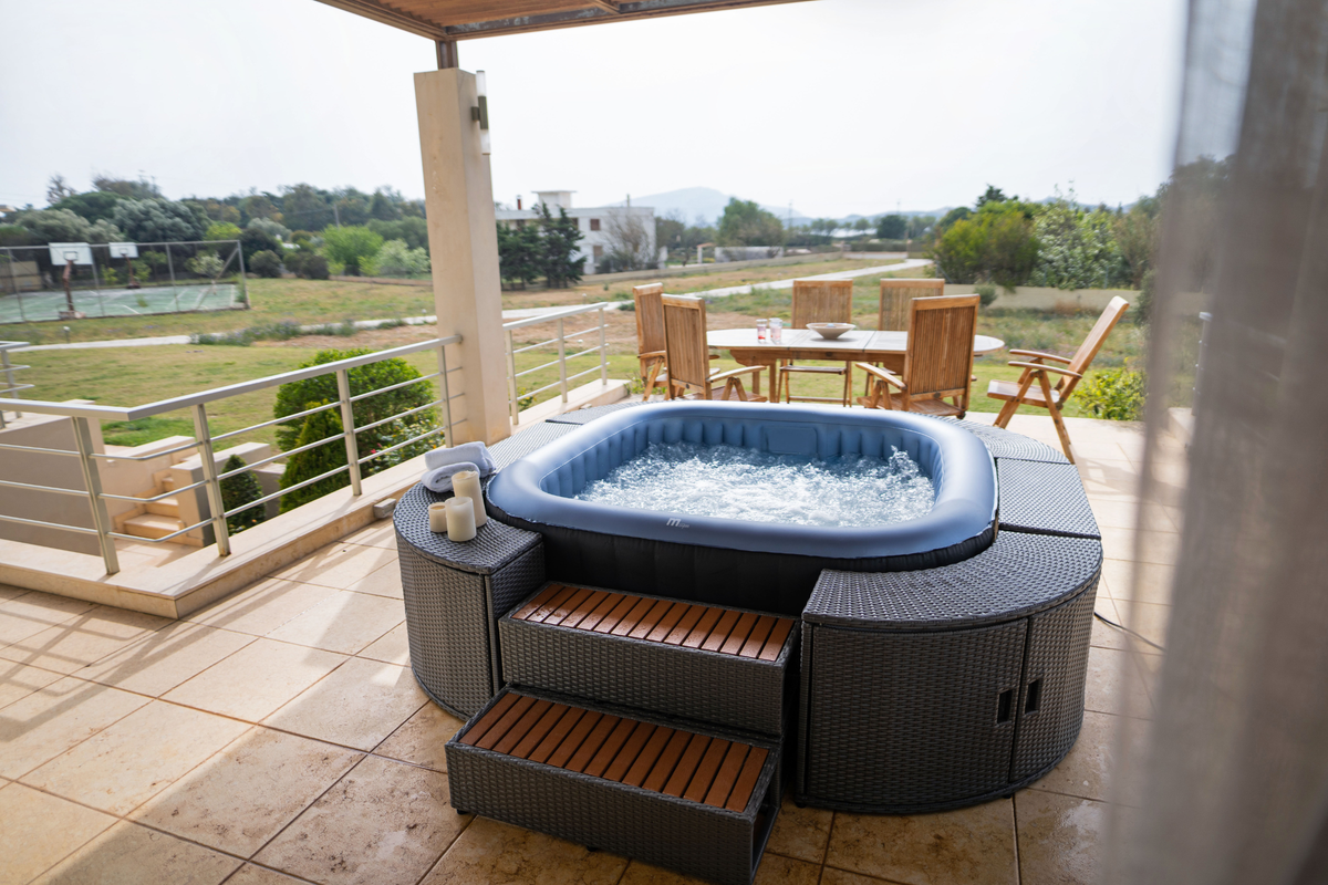 MSPA Tekapo Inflatable Hot Tub & Spa — Seats up to 6