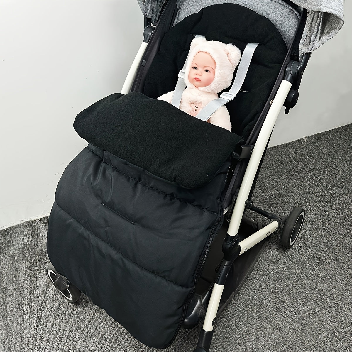 Universal Baby Stroller Foot Warmer - Insulated Polyester Windproof Boot Cover (1-Pack)